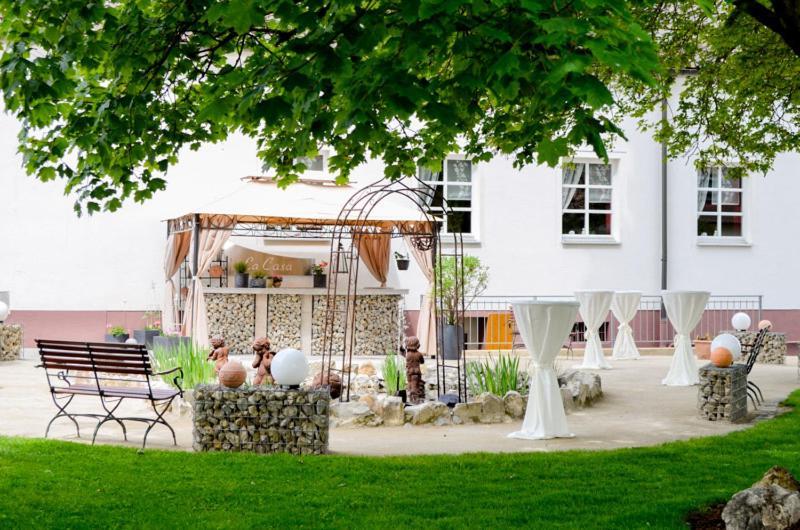 Landhotel Neukirchner Hof Neukirchen Bei Sulzbach-Rosenberg Extérieur photo