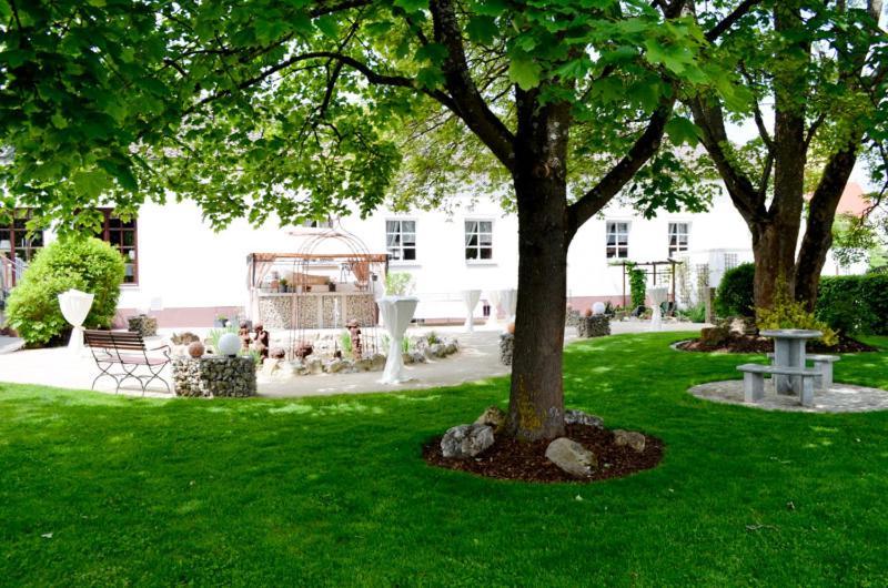 Landhotel Neukirchner Hof Neukirchen Bei Sulzbach-Rosenberg Extérieur photo